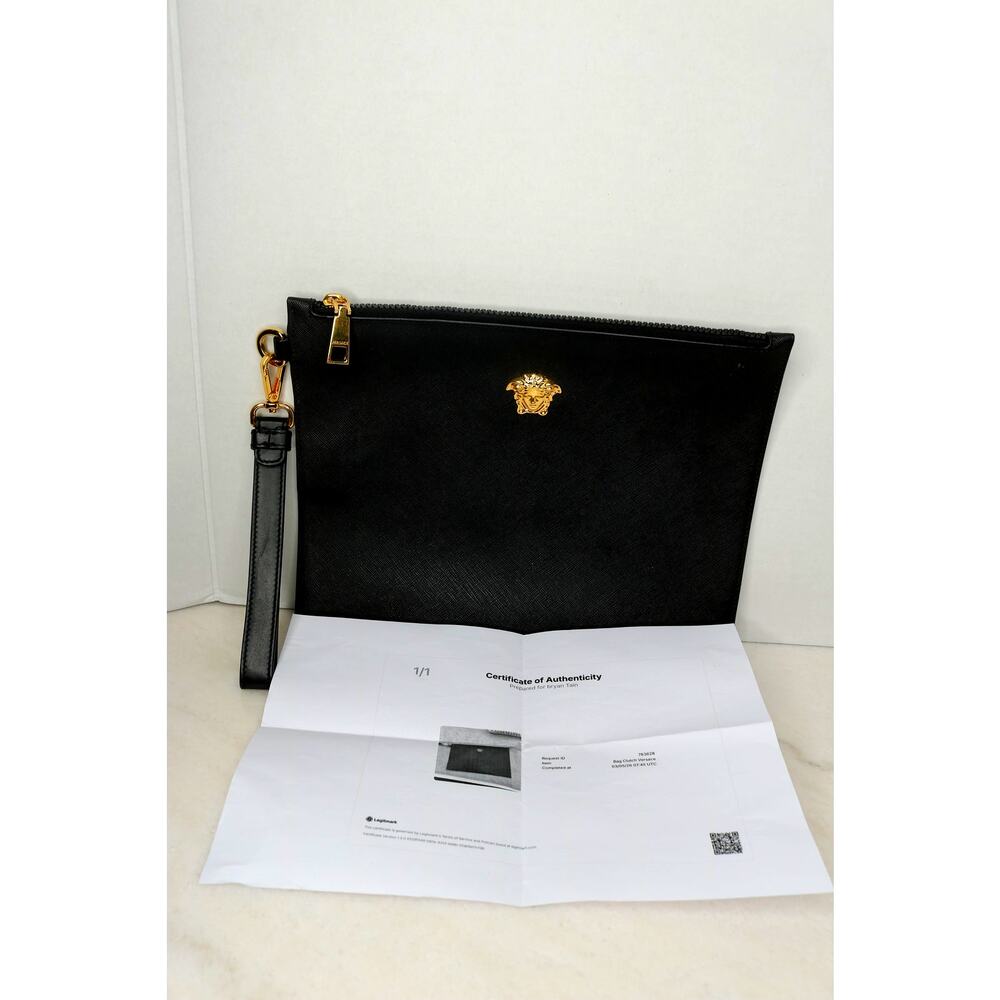 Versace Medusa Black Saffiano Leather Zip Clutch Wristlet Gold Hardware COA